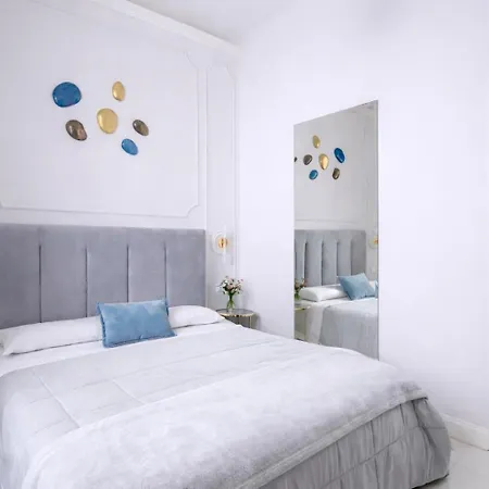 Rome Deluxe Apartments-3